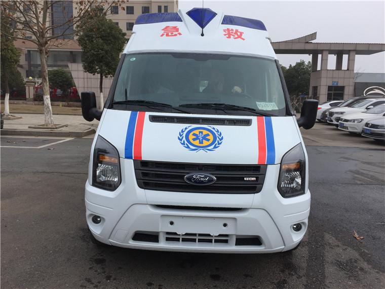 国六福特新世代V348长轴福星顶监护型救护车
